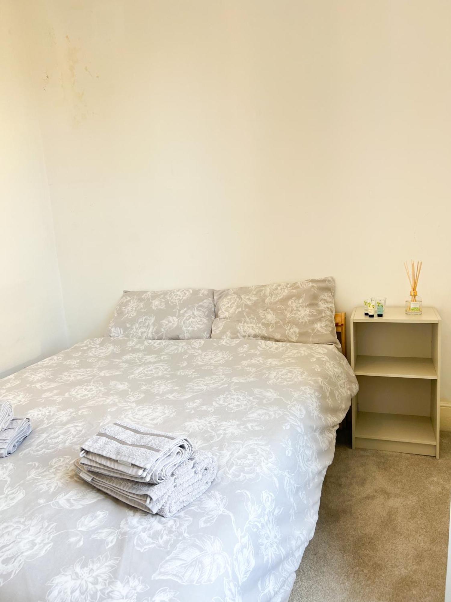 Welcome 2 Bedrooms Flat In Wimbledon 伦敦 外观 照片
